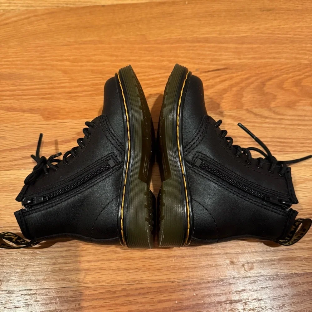 Dr. Martens Toddler 1460 Softy T Leather Lace Up Boots Black Zip Up- 7 US